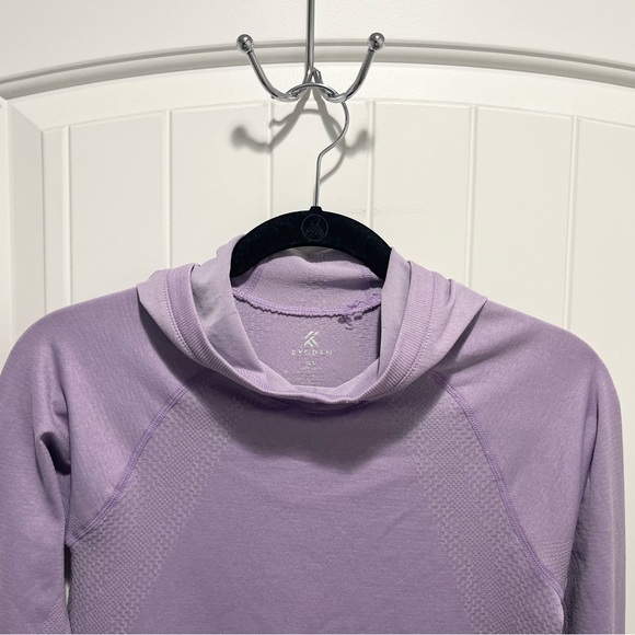 Kyodan Seamless Long Sleeved Top - Picture 2 of 3